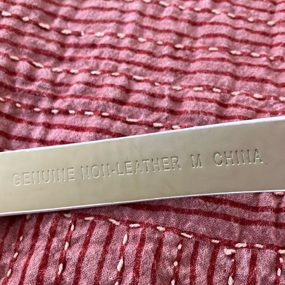 Kenneth Cole Reaction Pink Belt with silver tone Buckle - Picture 6 of 14